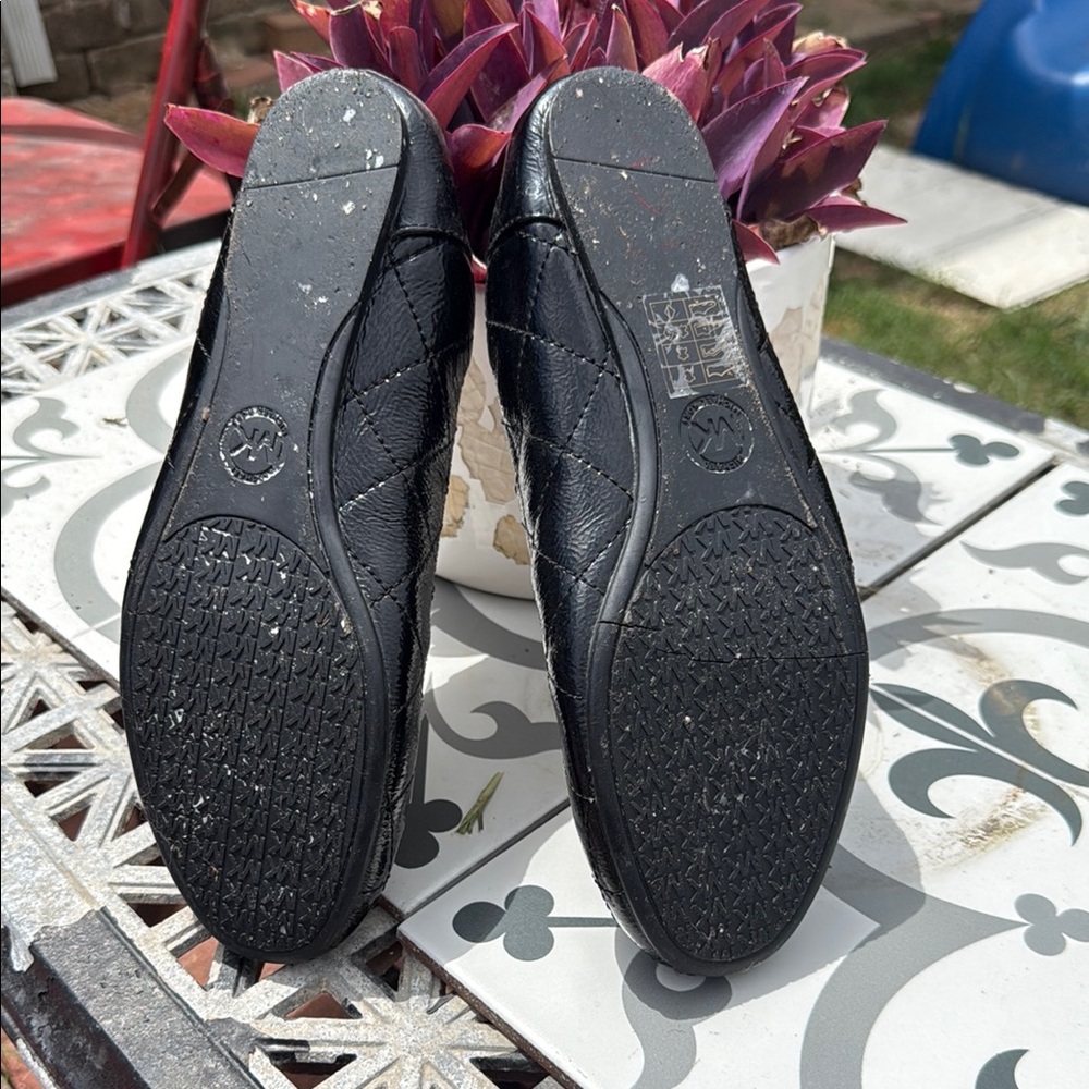 3 for $25 | Michael Kors Black Loafers Elegant Flats - Picture 7 of 11